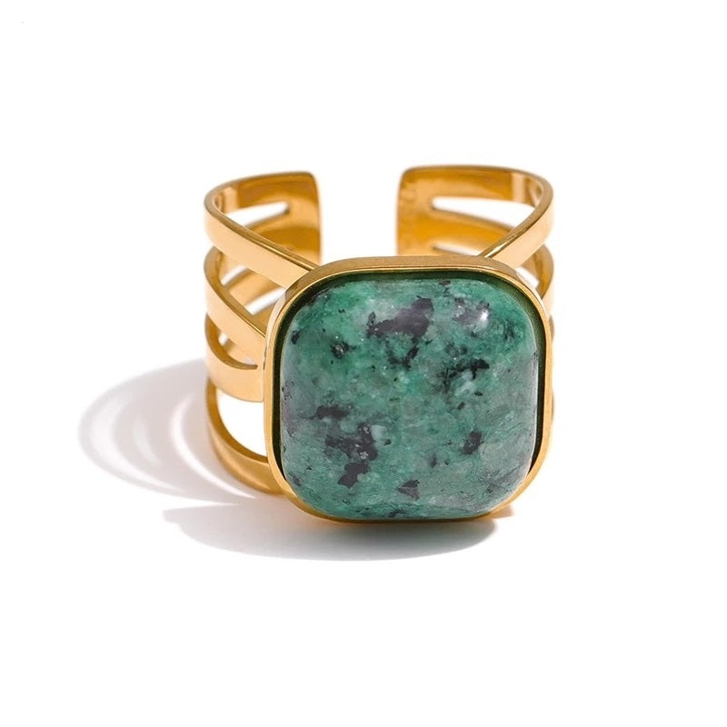 GREEN STONE LINK RING